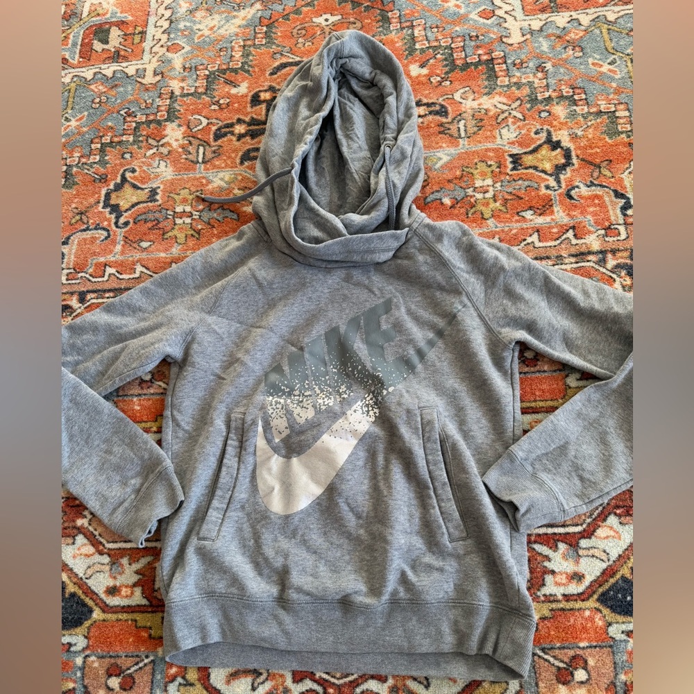 Women’s Nike sportswear sweatshirt